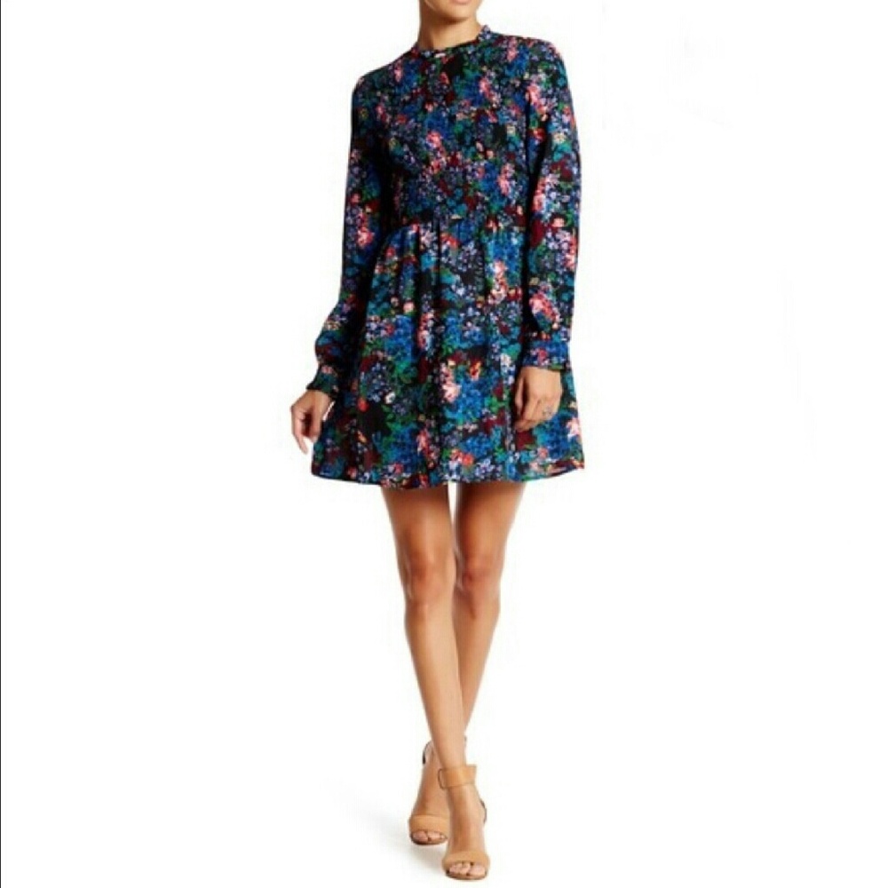 Romeo & Juliet Couture Long Sleeve Fit & Flare
